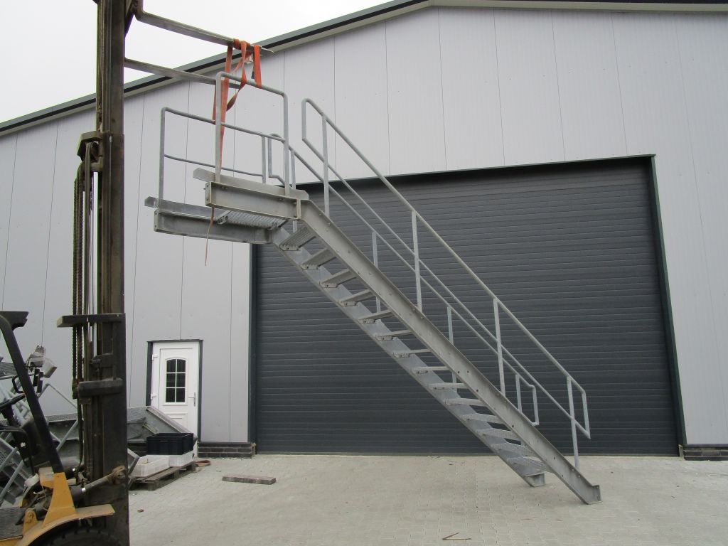 Stahltreppe Treppe Aussentreppe gebraucht Nr. 5062 eBay