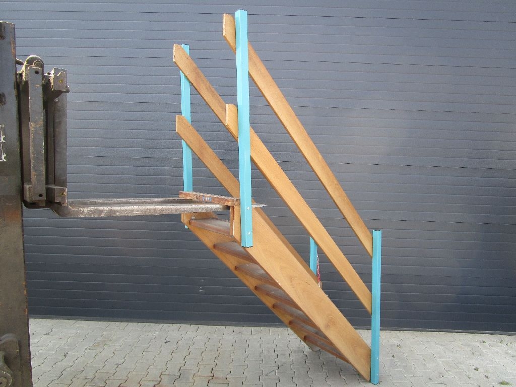 Stahltreppe Treppe Leiter Aussentreppe Bautreppe gebraucht Nr. 5115 | eBay